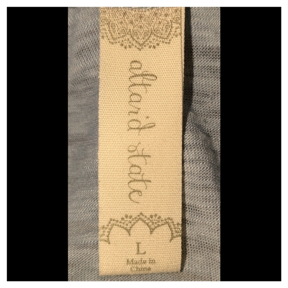 Altered State Sleeveless Blouse Size Large - Picture 2 of 3